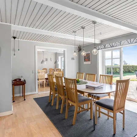 펜션 Merrit - 4-6km To The Fjord By Interhome